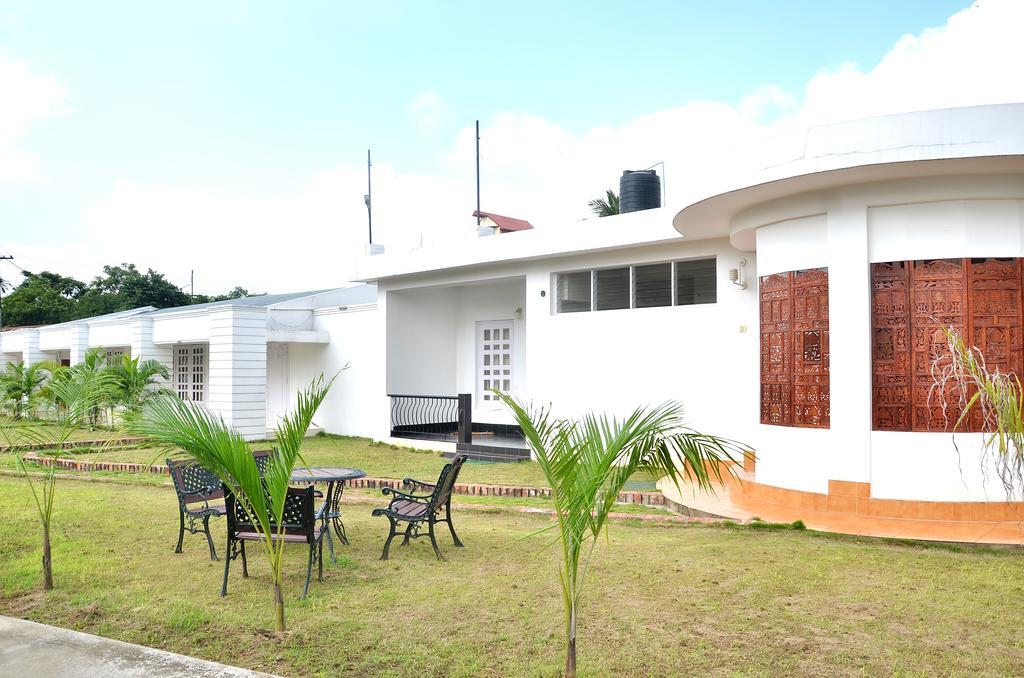 The Oasis Guest House Dimāpur Rum bild