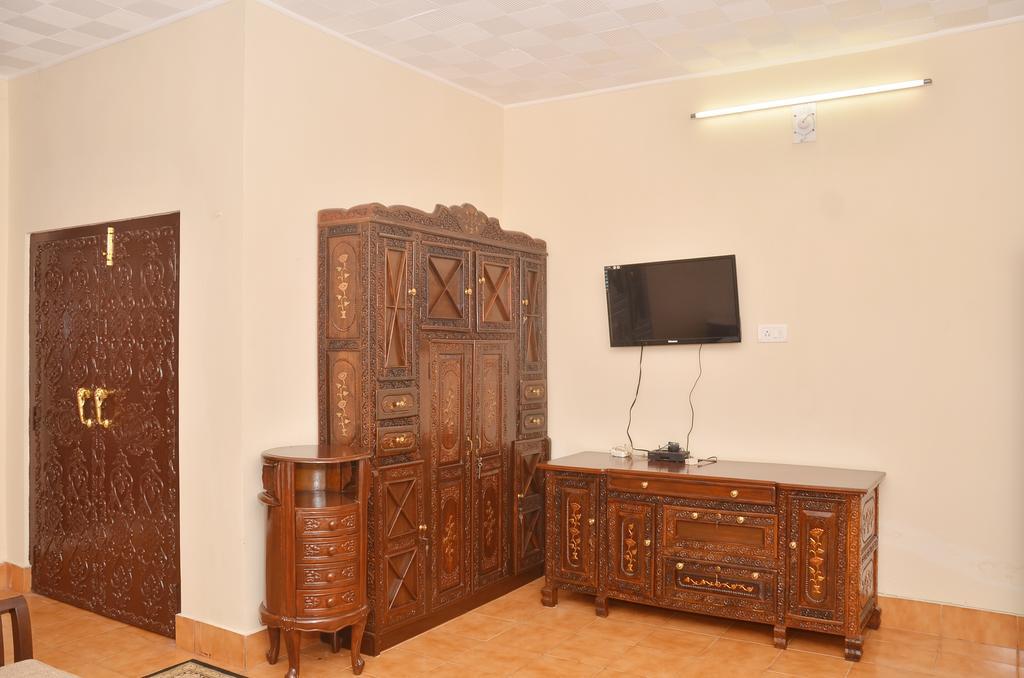 The Oasis Guest House Dimāpur Rum bild